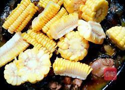 香菇玉米烧排骨的做法图解10