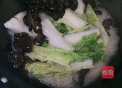木耳白菜的做法图解10