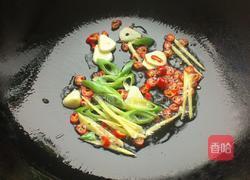 老黄瓜炒土豆片的做法图解2