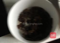 黄瓜木耳炒肉的做法图解4