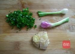 海带黄豆炖猪蹄的做法图解4