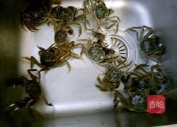 麻辣小螃蟹的做法图解1