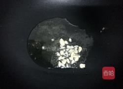 鸡蛋炒蘑菇的做法图解3