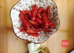 鲶鱼盖豆角的做法图解3