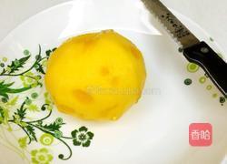 鲜榨桃汁的做法图解2