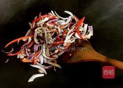 三丝炒乌冬面的做法图解5