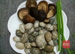 花甲香菇汤的做法图解1