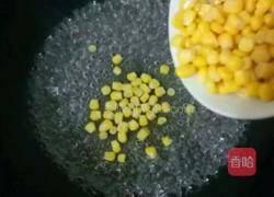 玉米蛋花汤的做法图解1