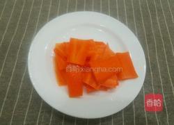 西兰花炒山药的做法图解3