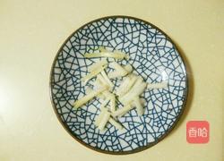 西葫芦三丝春卷的做法图解2