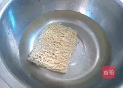 Illustration of how to make steamed noodles 1