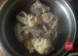 鸡骨架炖土豆的做法图解3