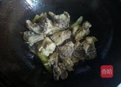 鸡骨架炖土豆的做法图解6