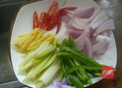 牛肉炒生姜的做法图解3
