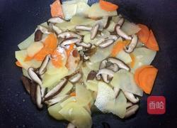 土豆炒蘑菇的做法图解9