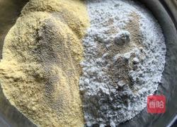 红糖玉米面发糕的做法图解1