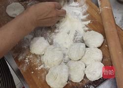 牛肉馅饼的做法图解2