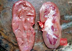 凉拌腰花的做法图解2