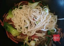 黑胡椒牛柳炒乌冬面的做法图解6