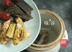 牛大力杜仲煲猪骨的做法图解4