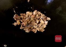 酸菜鸡的做法图解5