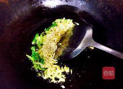 爆香小虾米的做法图解3