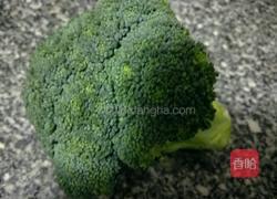 鱿鱼西兰花的做法图解2