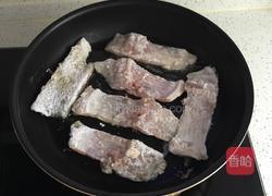 煎武昌鱼的做法图解7