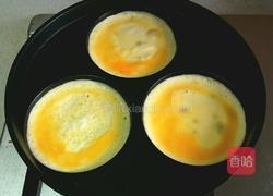 猪肉蛋饺的做法图解2