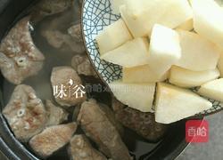 雪梨猪肺汤的做法图解5