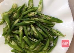 杭椒烧茄子的做法图解1