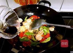 传统溜虾段的做法图解7