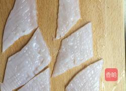 爽口西芹炒鲜尤的做法图解7