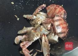 姜葱炒螃蟹的做法图解5
