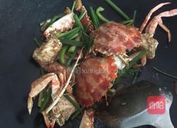 姜葱炒螃蟹的做法图解7