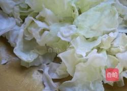 素炒圆白菜的做法图解5