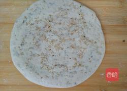 核桃仁锅盔的做法图解10