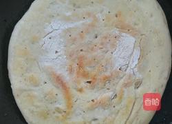 核桃仁锅盔的做法图解12