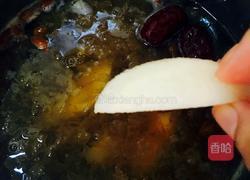 冰糖雪梨雪耳糖水的做法图解8