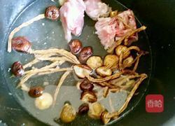 茶树菇无花果鸭汤的做法图解4