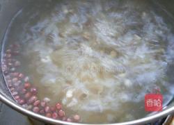 薏米红豆银耳羹的做法图解5