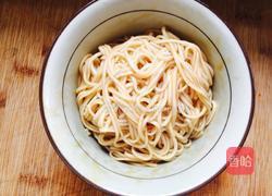 葱花面的做法图解4