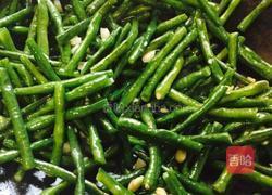 豆瓣酱爆炒豆角的做法图解4