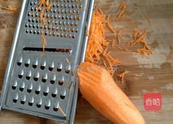 胡萝卜土豆饼的做法图解1