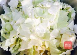 土豆白菜的做法图解2