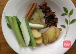 焖黄花鱼的做法图解2