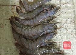 芒果虾仁的做法图解1