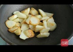 土豆杏鲍菇的做法图解1