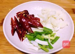 炝包菜丝的做法图解3