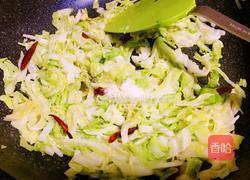 炝包菜丝的做法图解7